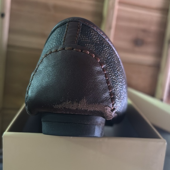 Michael Kors Black Flats with Gold MK Logo - Picture 4 of 5